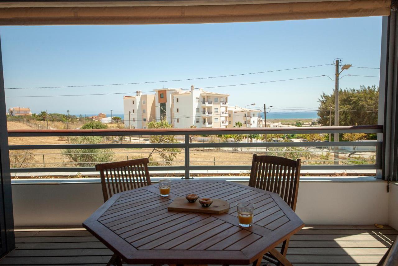 A11 - Marinapark Hill Beach Apartment Лагос Екстериор снимка