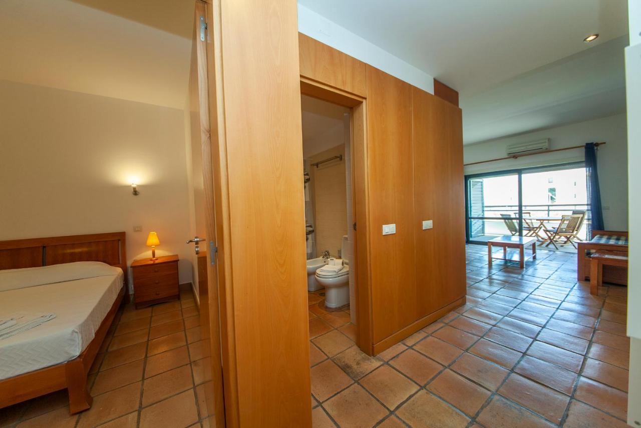 A11 - Marinapark Hill Beach Apartment Лагос Екстериор снимка