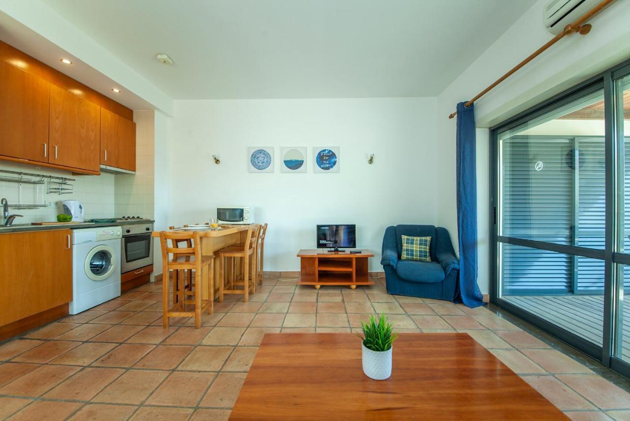 A11 - Marinapark Hill Beach Apartment Лагос Екстериор снимка